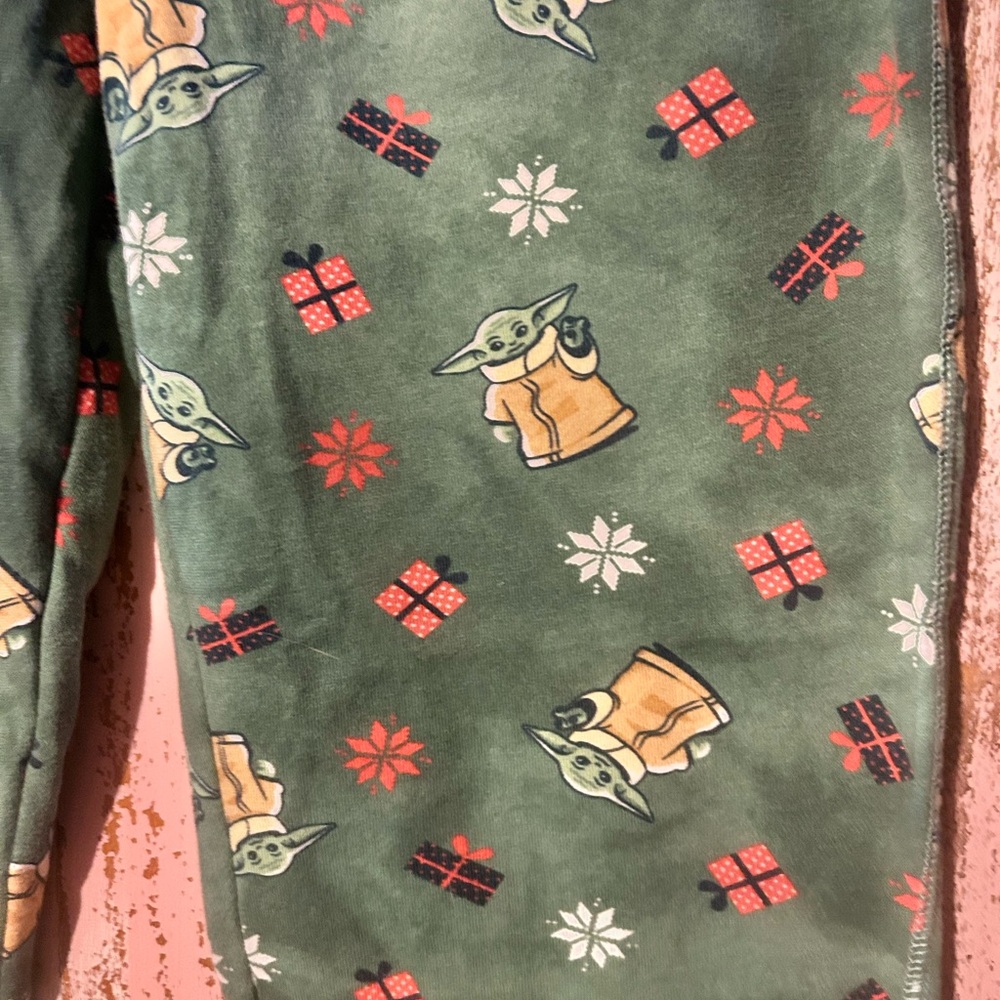 Green Star Wars Festive Print Joggers - Picture 2 of 7
